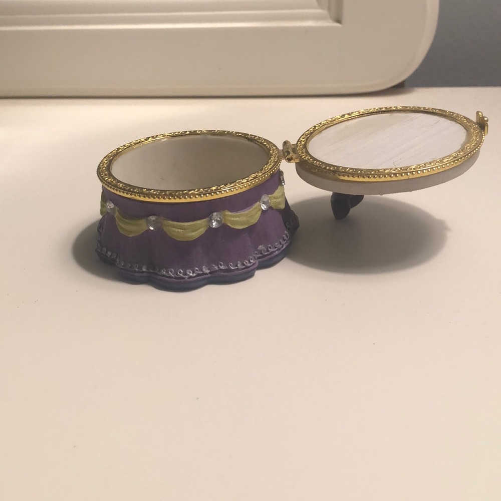 Jewelry Box - Picture 3 of 3